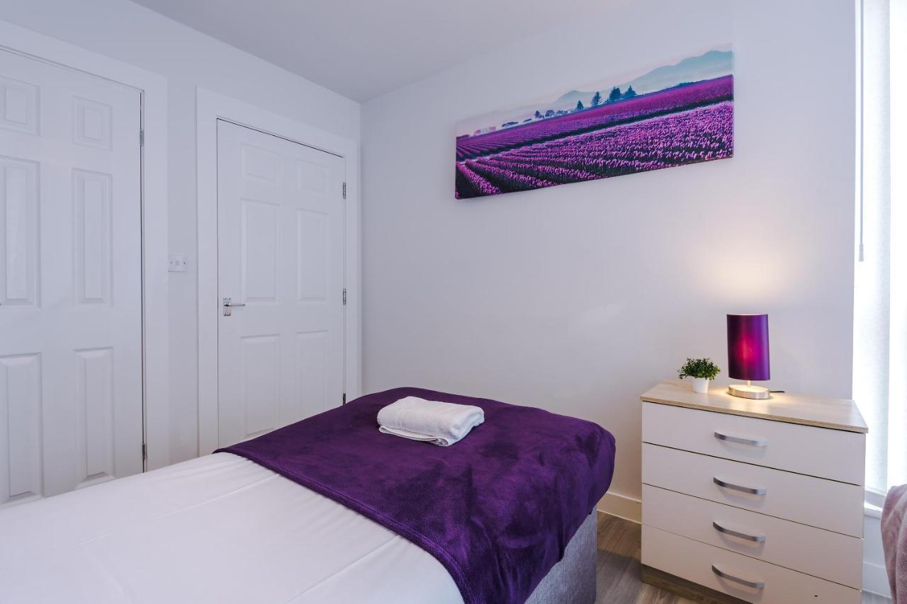 Apartment Hays Comfort - Close To The Center With Free Parking *